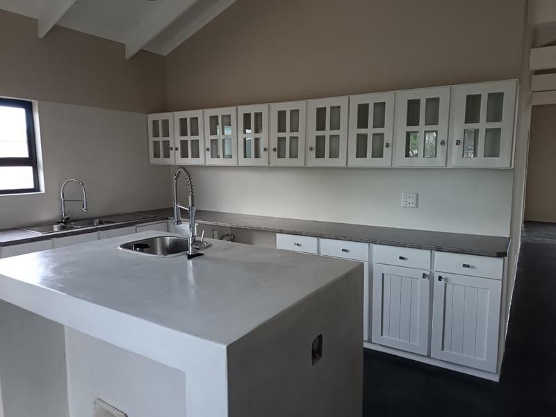 3 Bedroom Property for Sale in Albertinia Western Cape